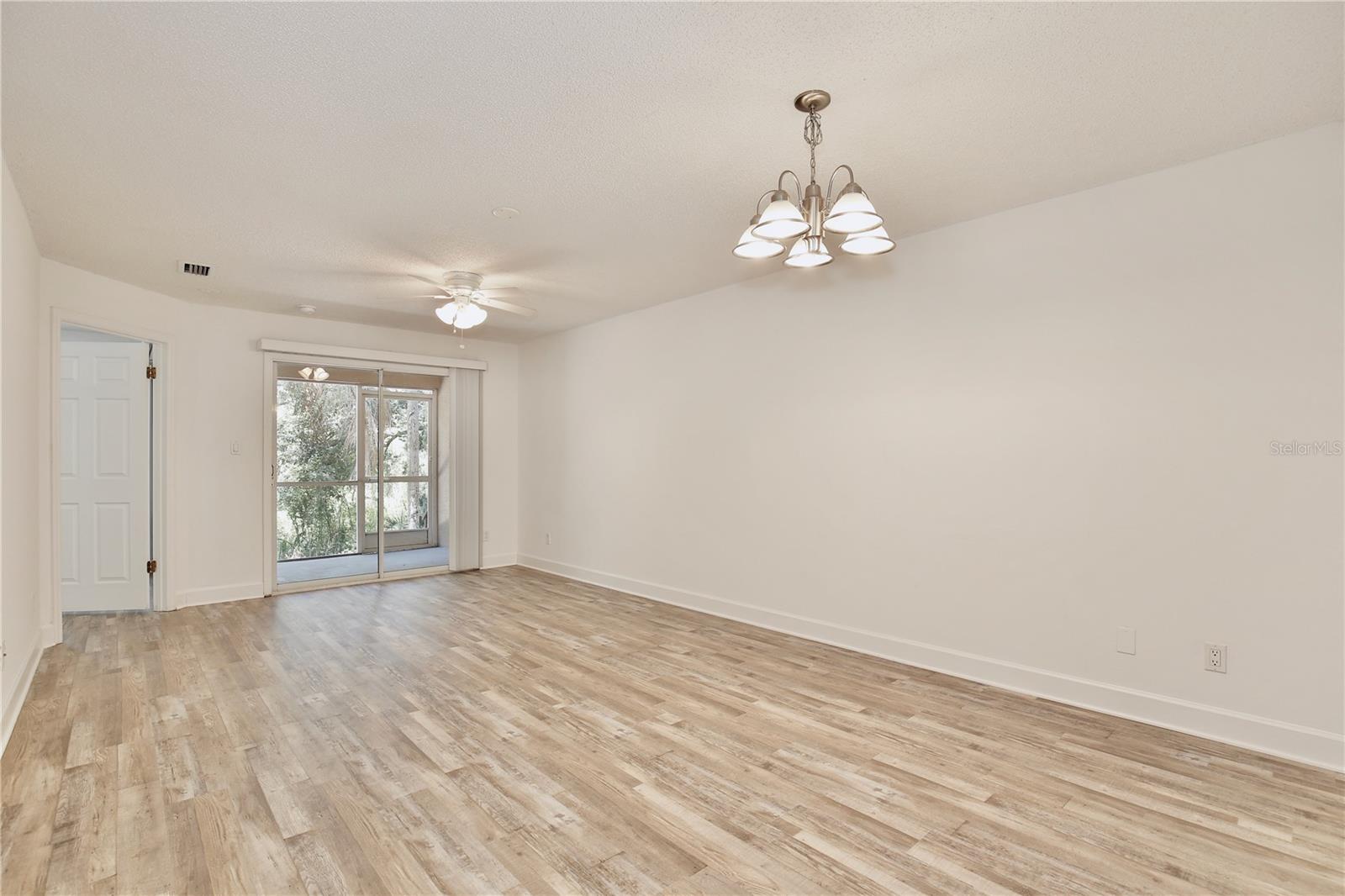 Image 5 of 20 For 8842 Coral Palms Court A