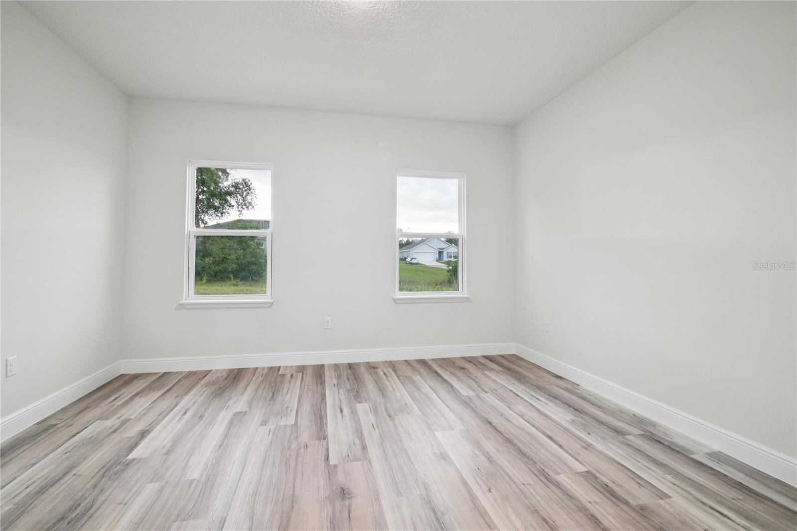 Image 4 of 15 For 8902 135th Street