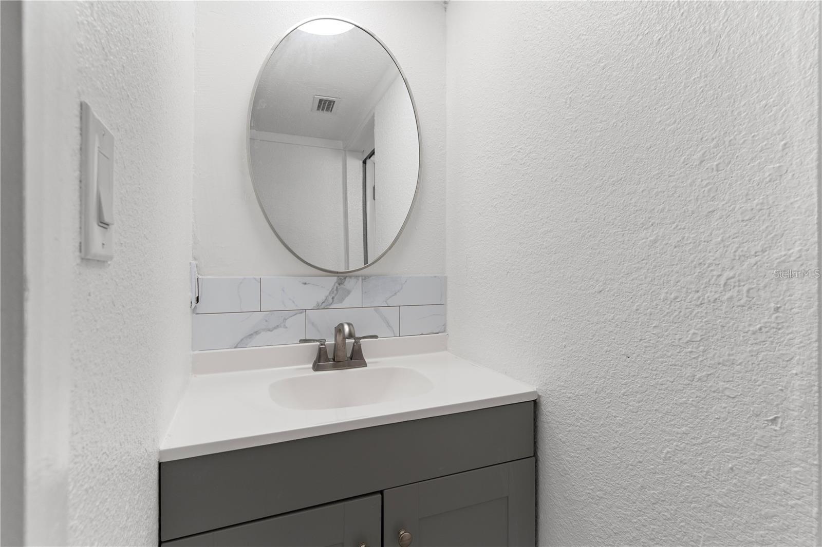 Image 5 of 6 For 630 Nashua Avenue