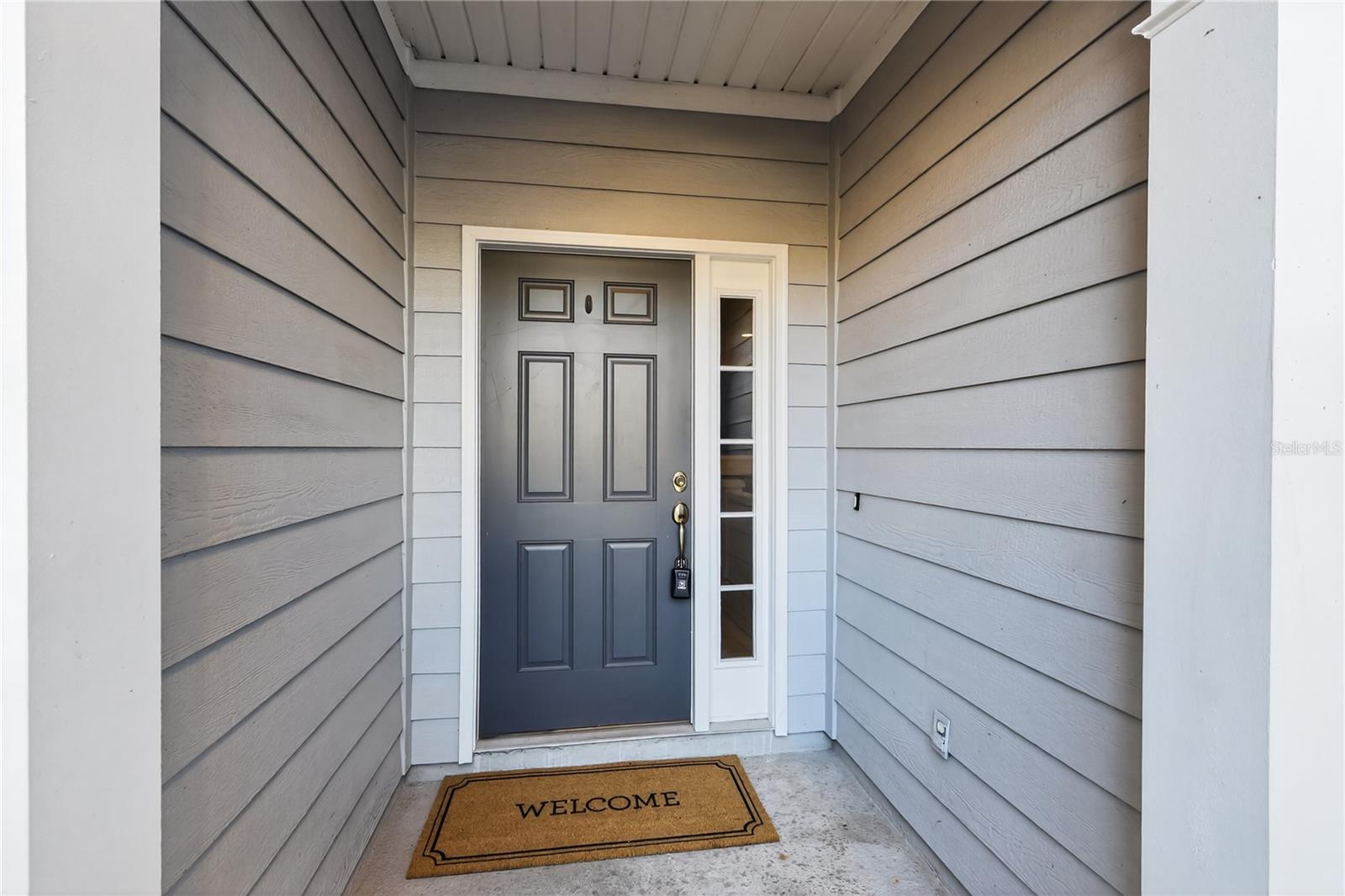 Image 2 of 32 For 13305 Stone Pond Drive