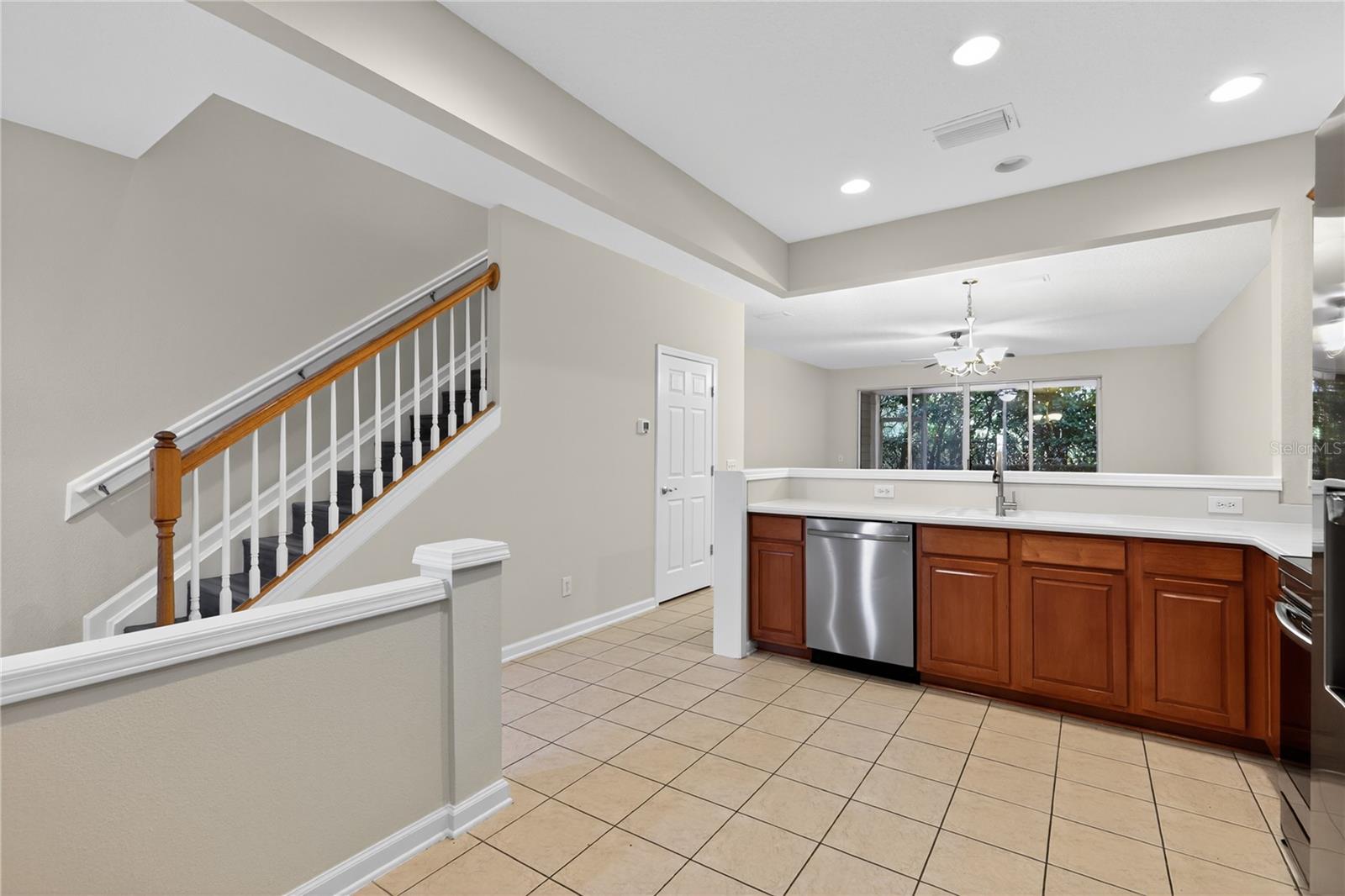 Image 5 of 32 For 13305 Stone Pond Drive