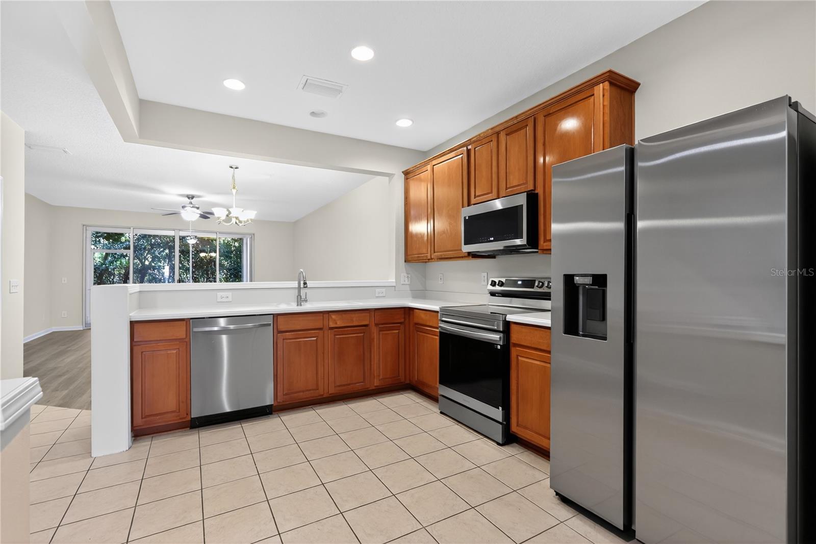 Image 6 of 32 For 13305 Stone Pond Drive