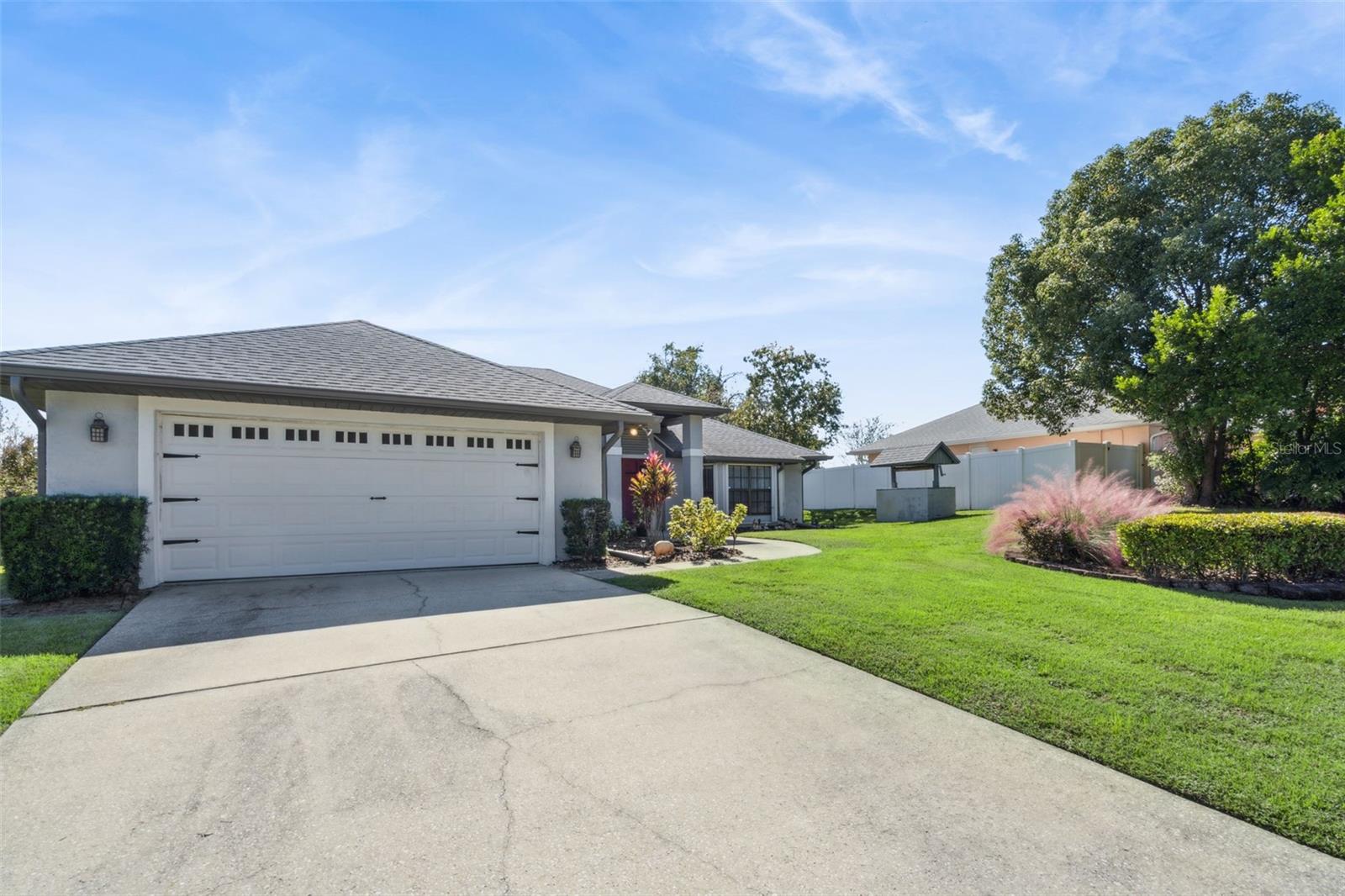 Image 4 of 39 For 812 White Birch Court