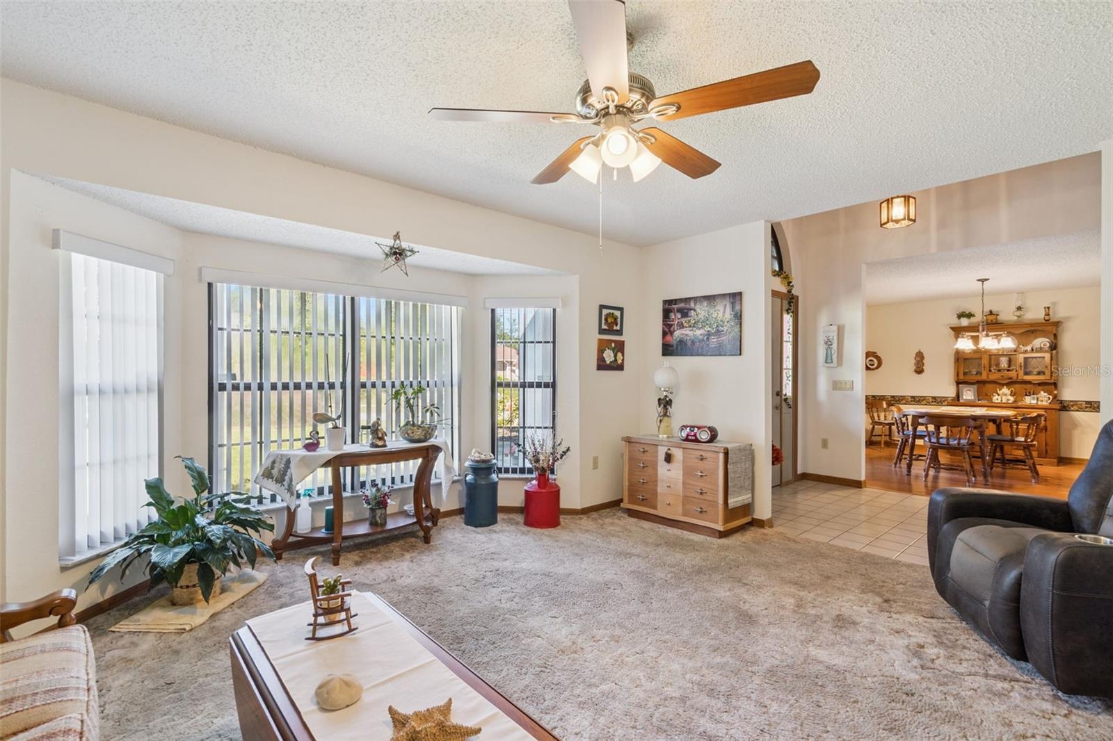 Image 6 of 39 For 812 White Birch Court