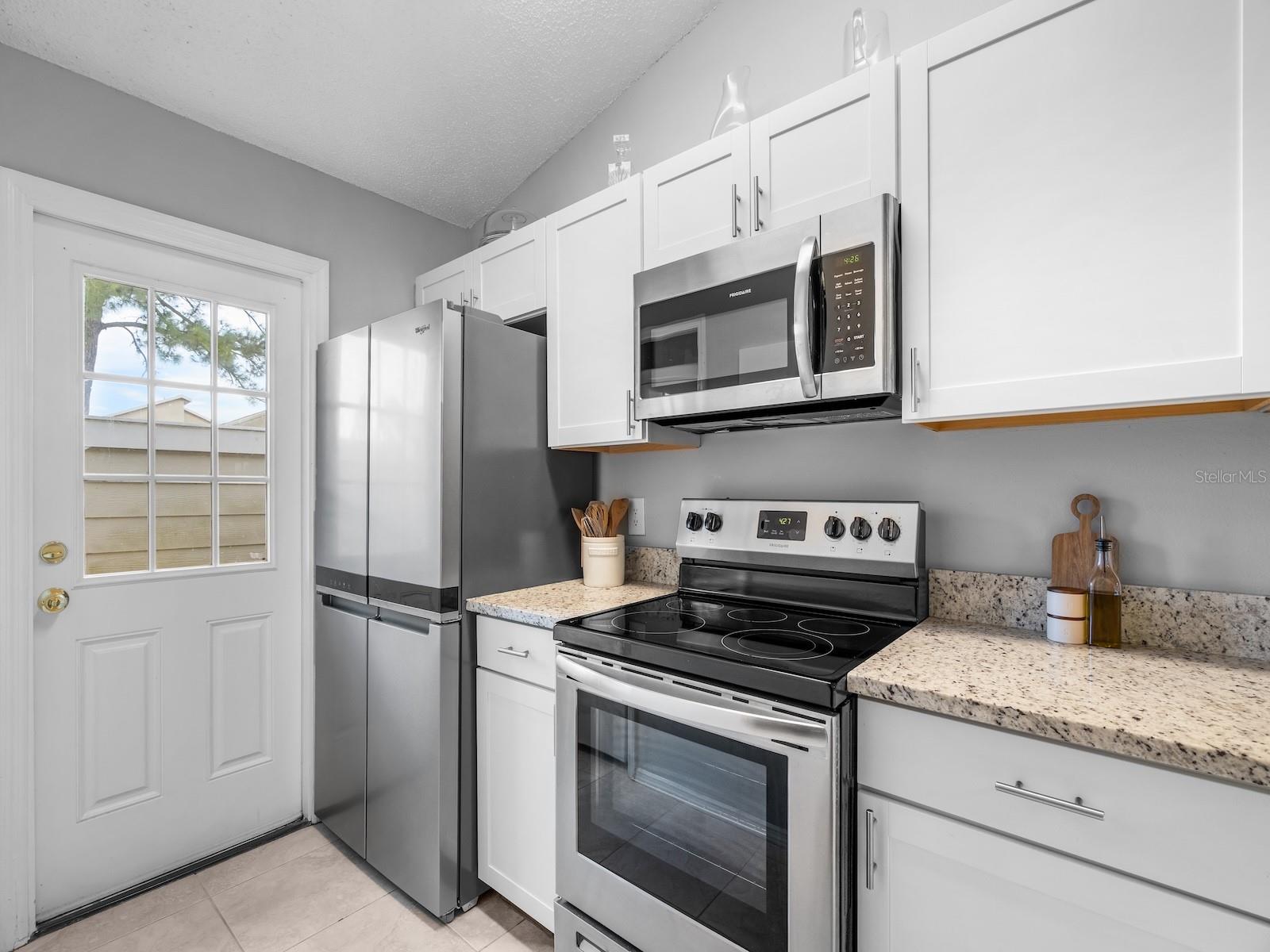 Image 4 of 30 For 68 Pine Island Circle