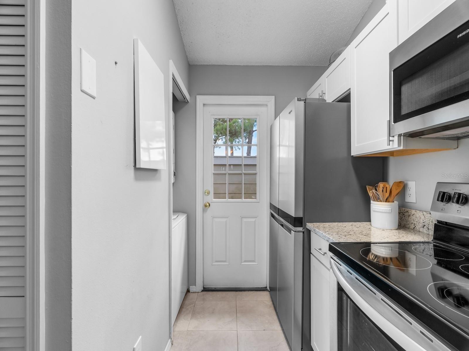 Image 5 of 30 For 68 Pine Island Circle