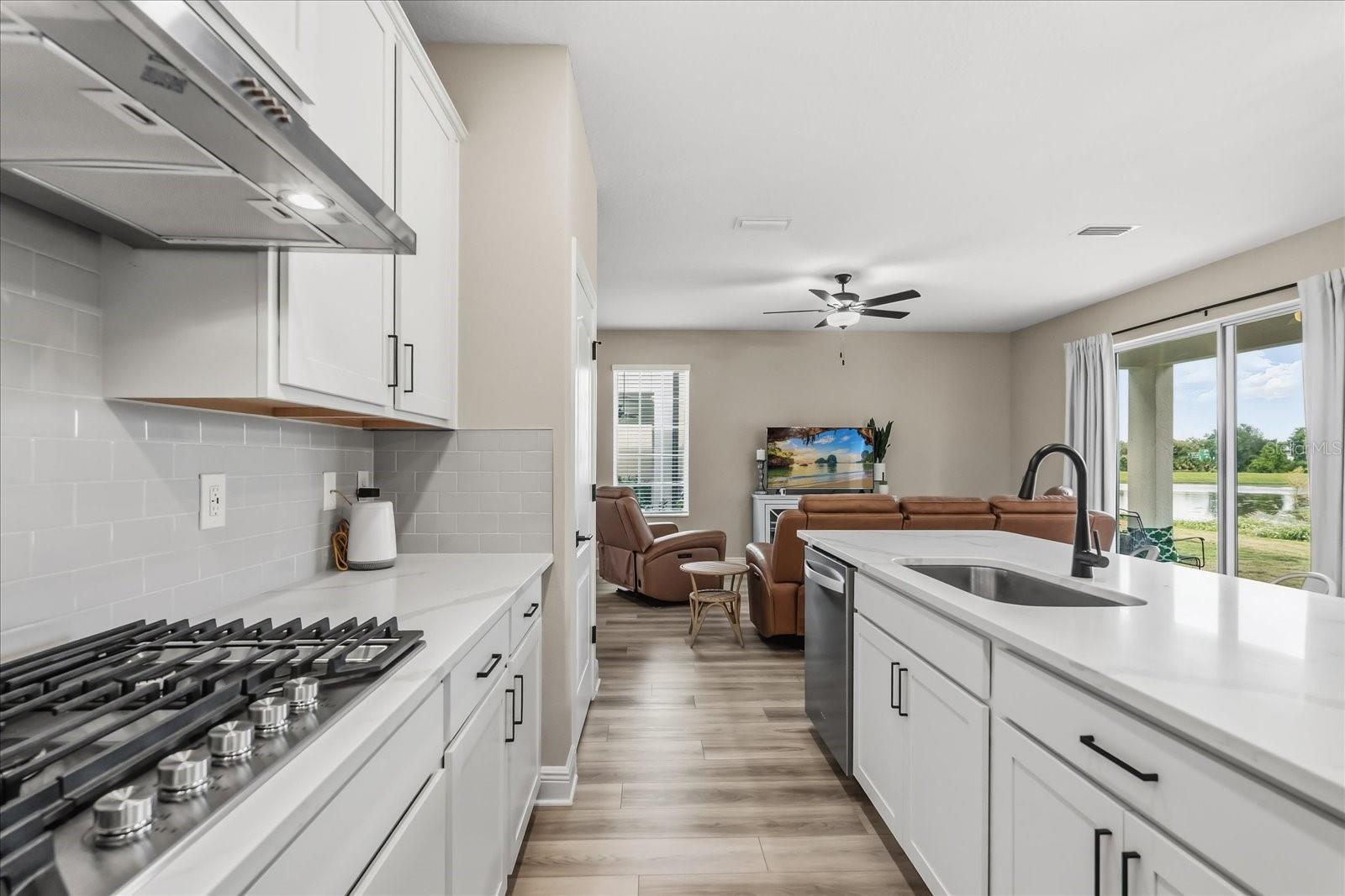 Image 11 of 42 For 7736 Somersworth Drive