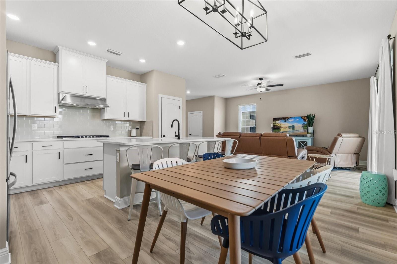 Image 12 of 42 For 7736 Somersworth Drive