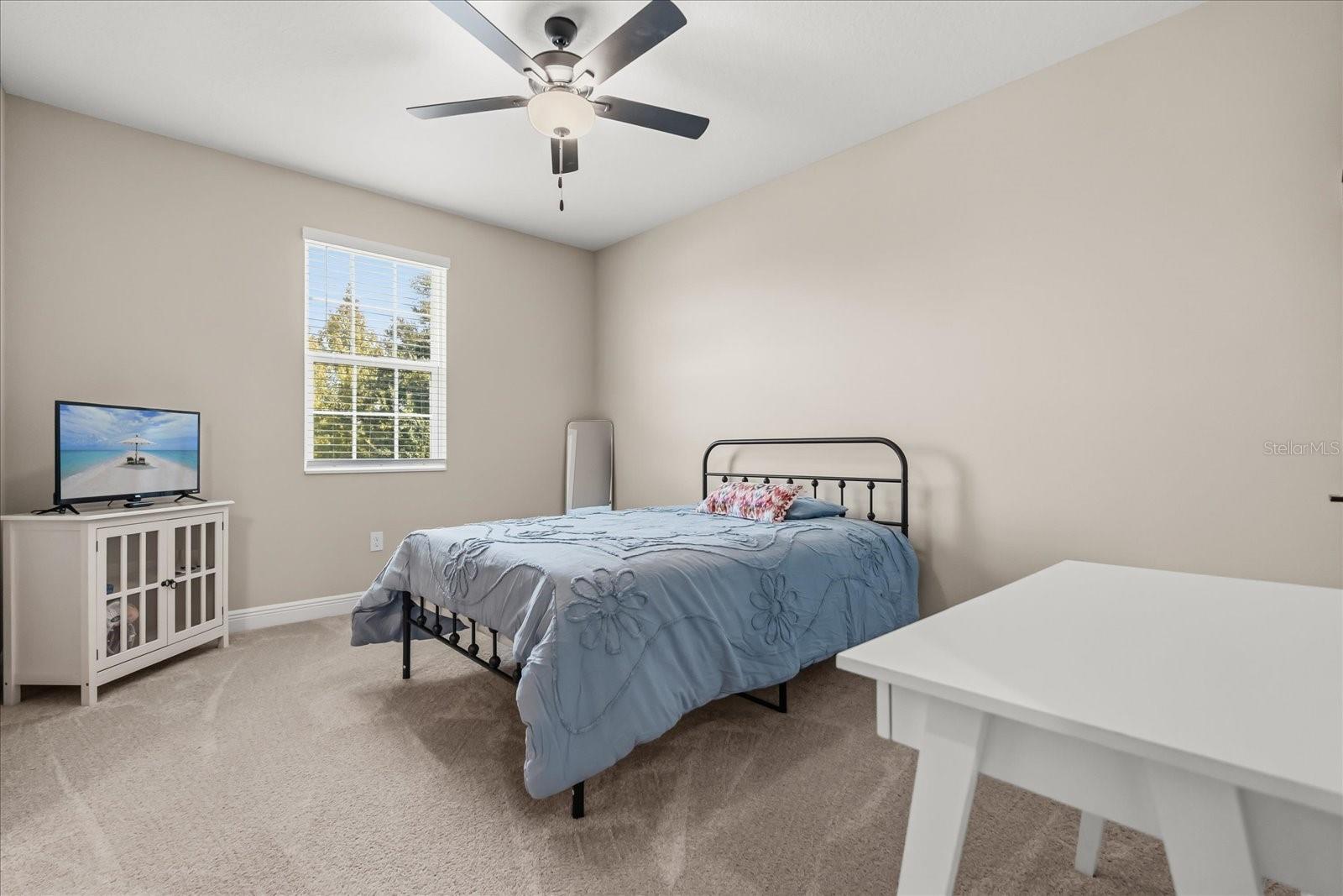 Image 19 of 42 For 7736 Somersworth Drive