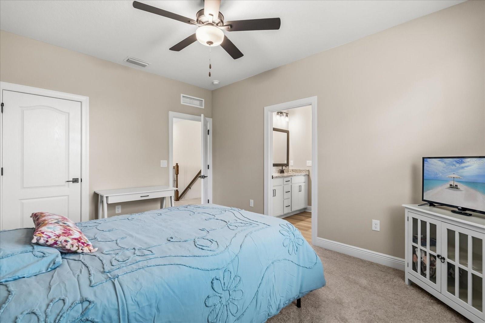 Image 20 of 42 For 7736 Somersworth Drive