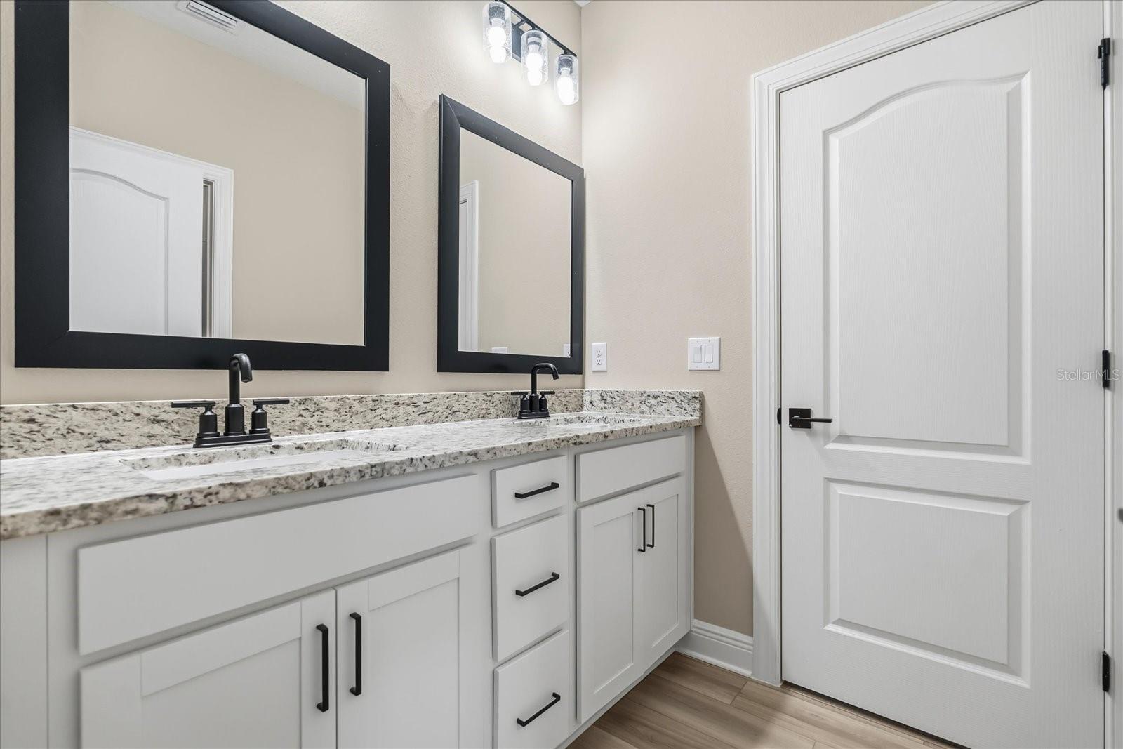 Image 21 of 42 For 7736 Somersworth Drive