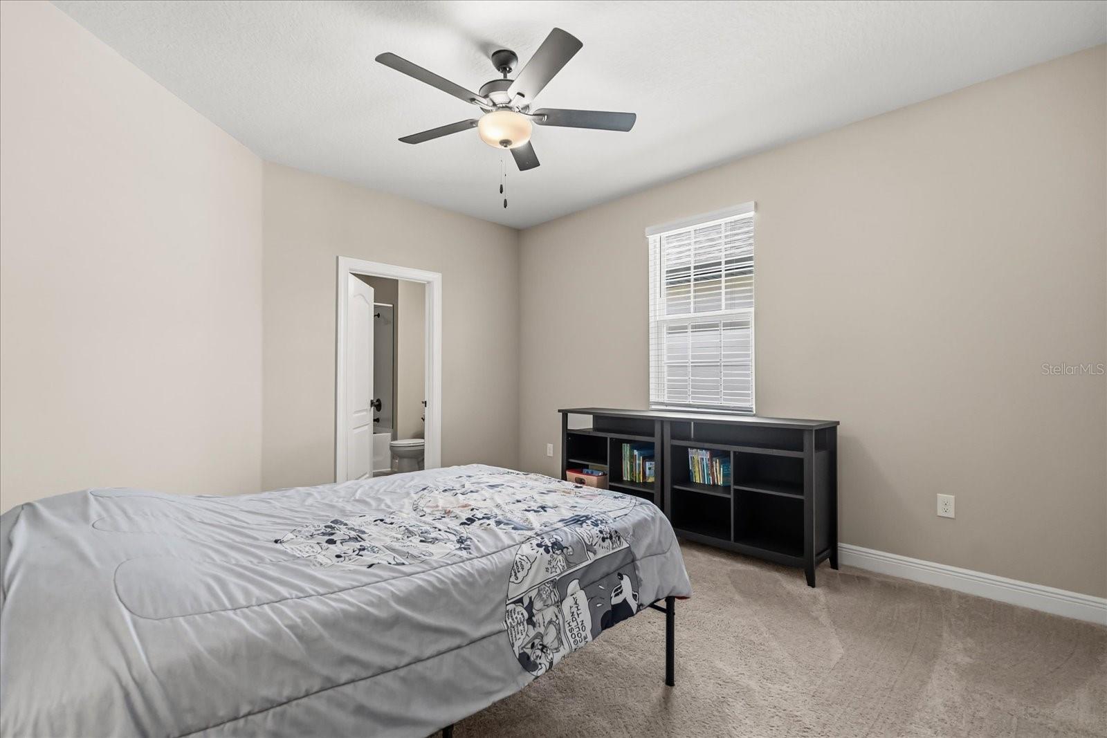 Image 23 of 42 For 7736 Somersworth Drive