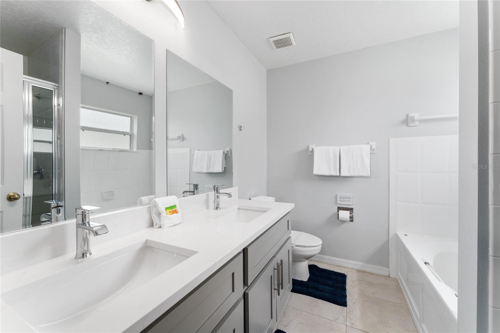 Image 11 of 47 For 1067 Tourmaline Drive