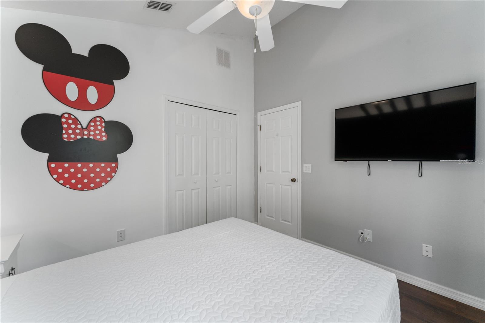 Image 19 of 47 For 1067 Tourmaline Drive