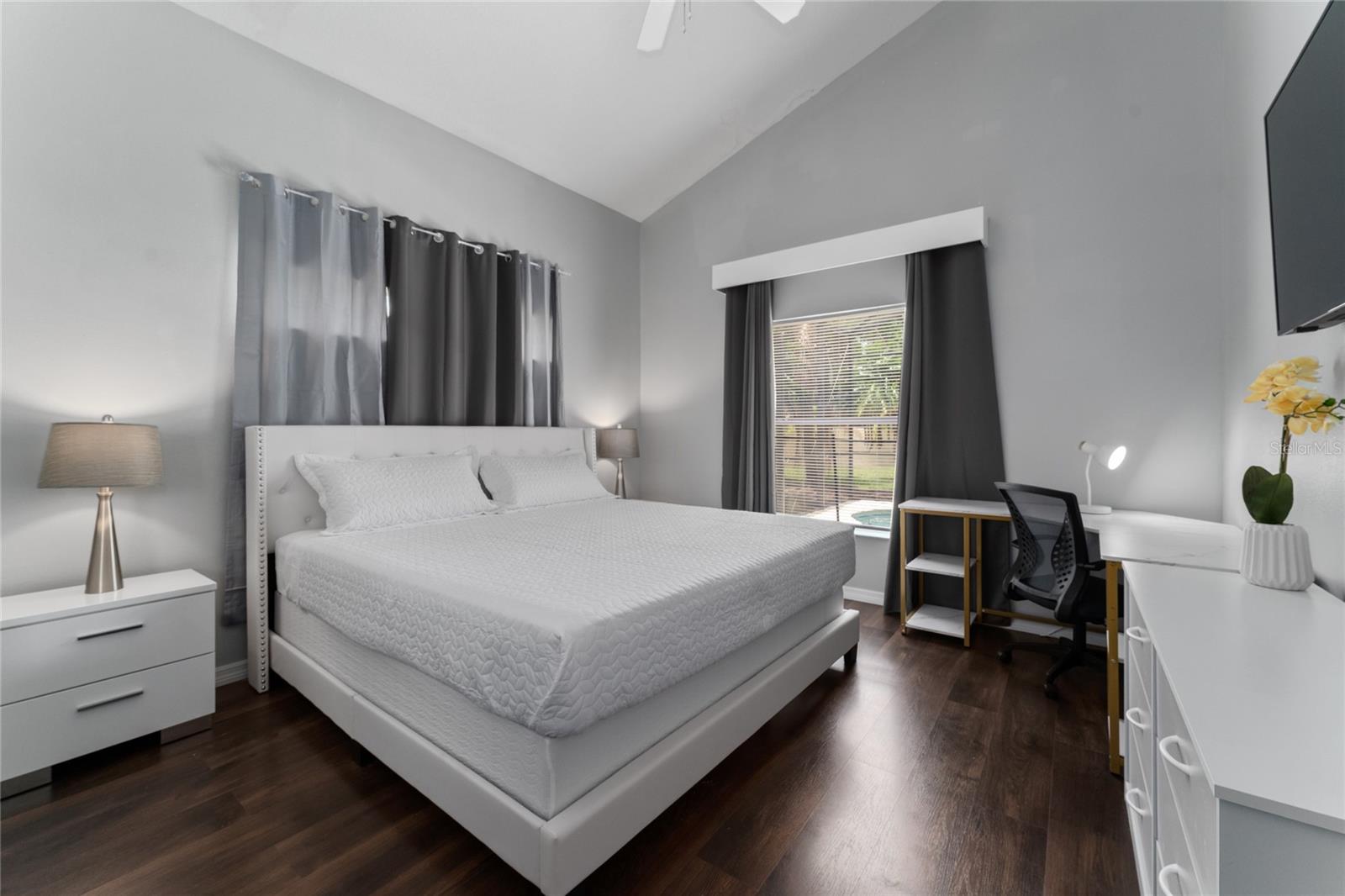 Image 9 of 47 For 1067 Tourmaline Drive