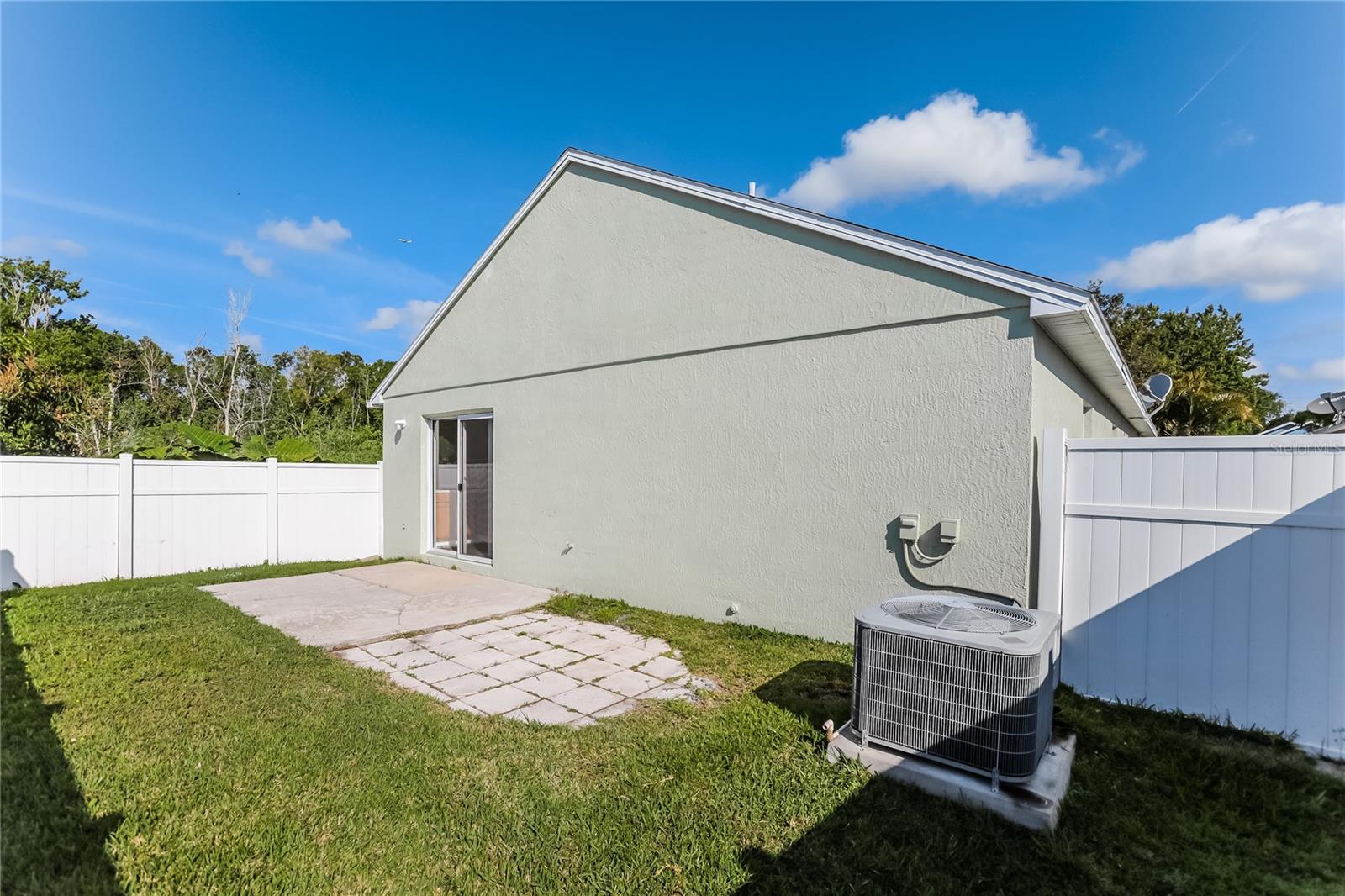 Image 14 of 16 For 8757 Claiborne Court