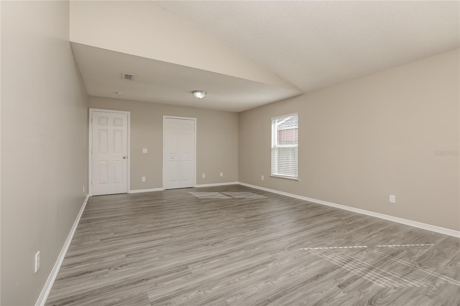 Image 6 of 16 For 8757 Claiborne Court