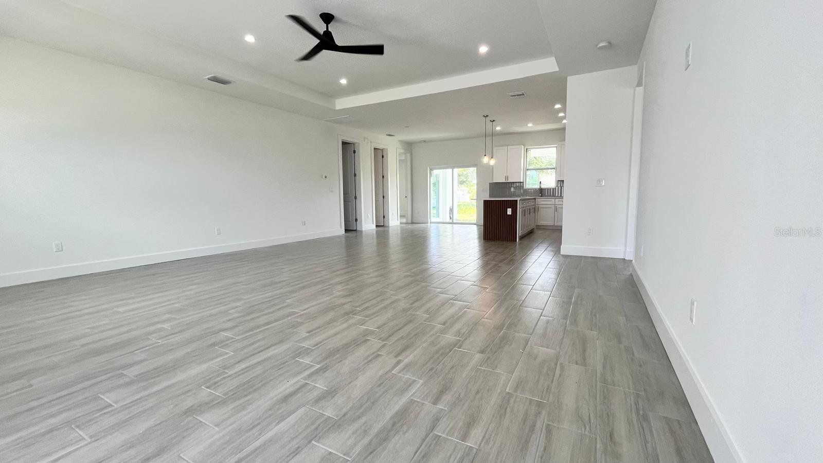 Image 12 of 35 For 4661 Fairlane Drive
