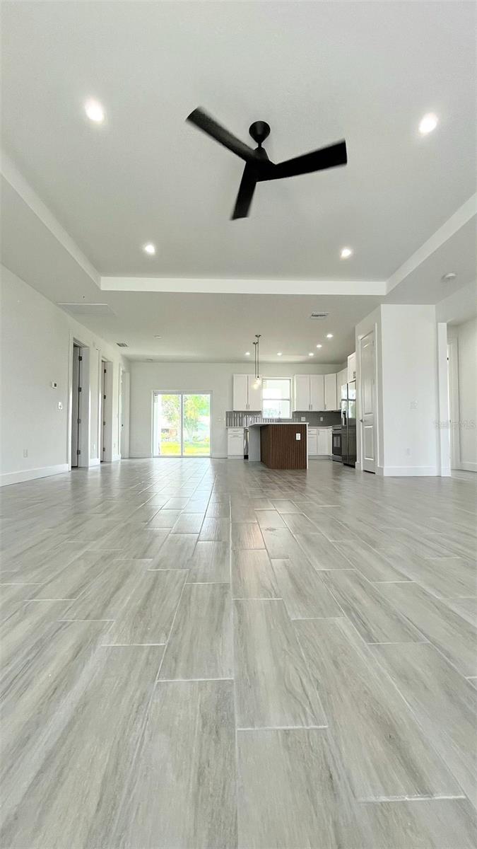 Image 13 of 35 For 4661 Fairlane Drive