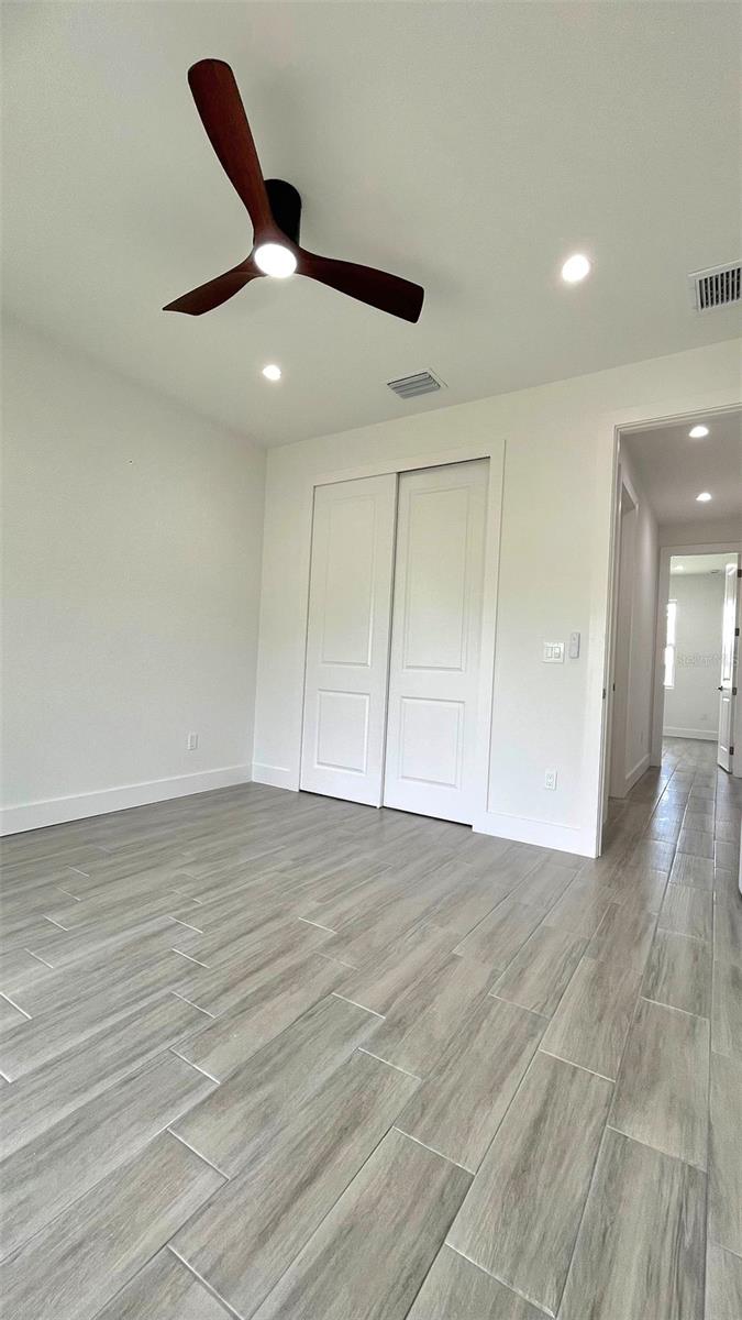 Image 14 of 35 For 4661 Fairlane Drive