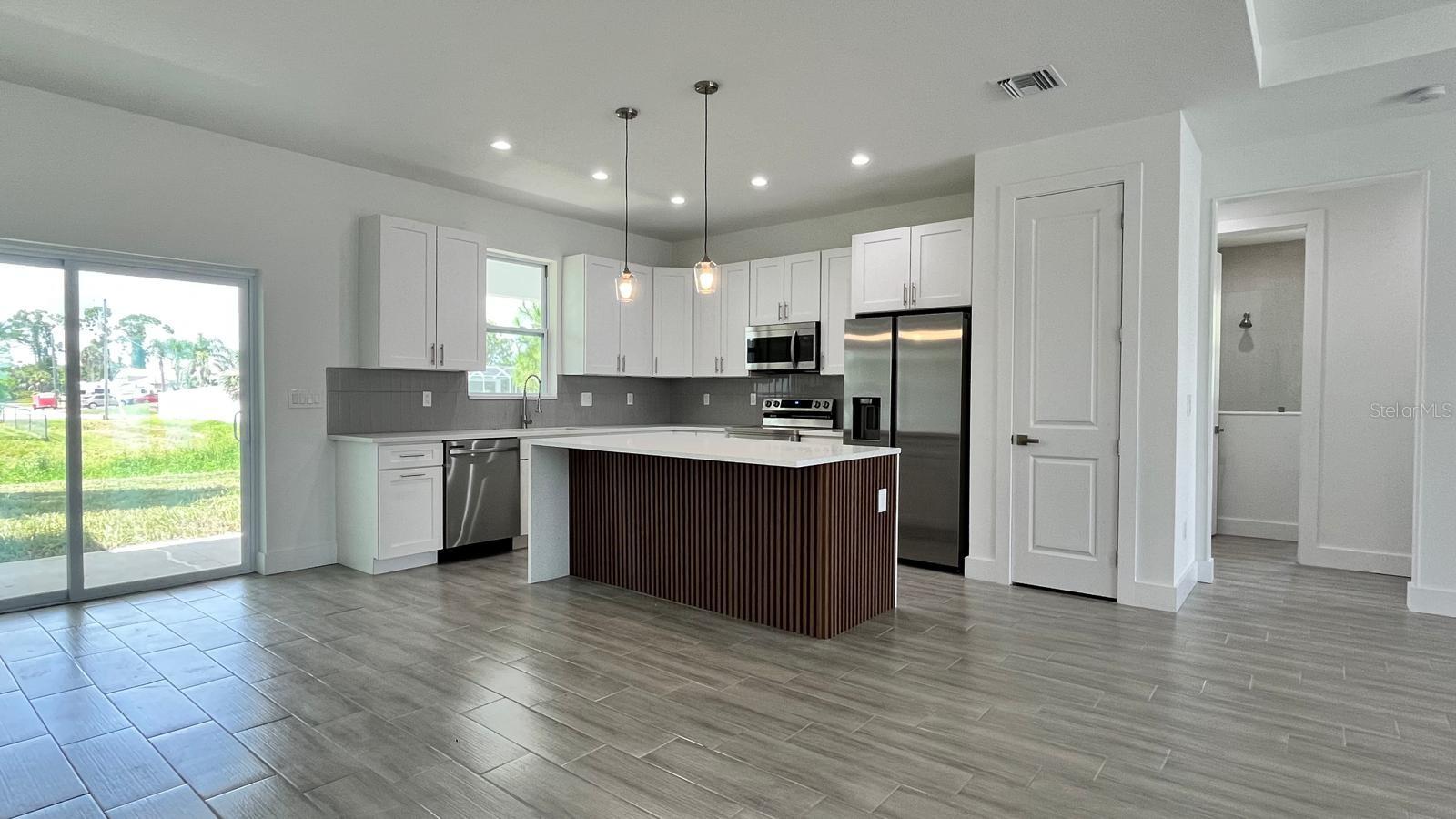 Image 2 of 35 For 4661 Fairlane Drive