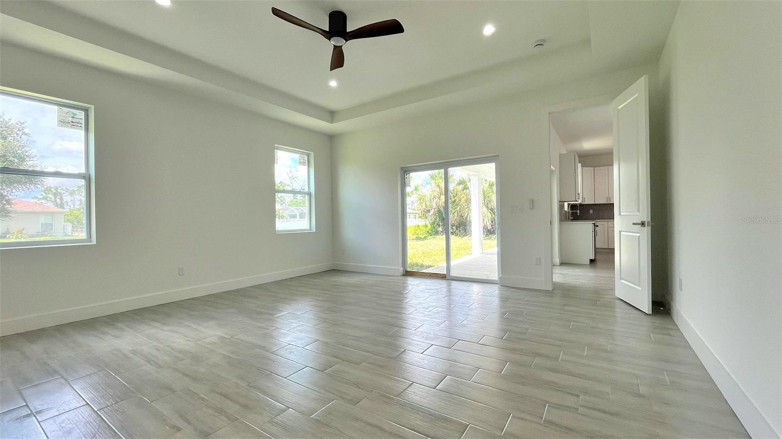Image 3 of 35 For 4661 Fairlane Drive