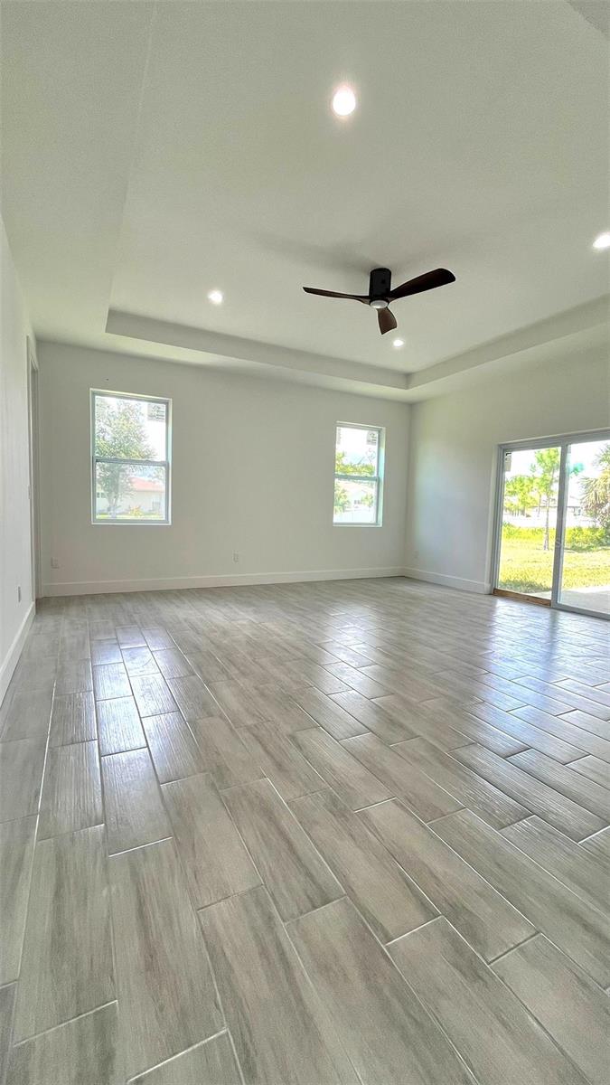 Image 30 of 35 For 4661 Fairlane Drive