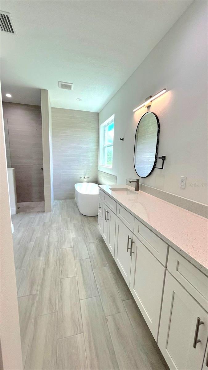 Image 8 of 35 For 4661 Fairlane Drive