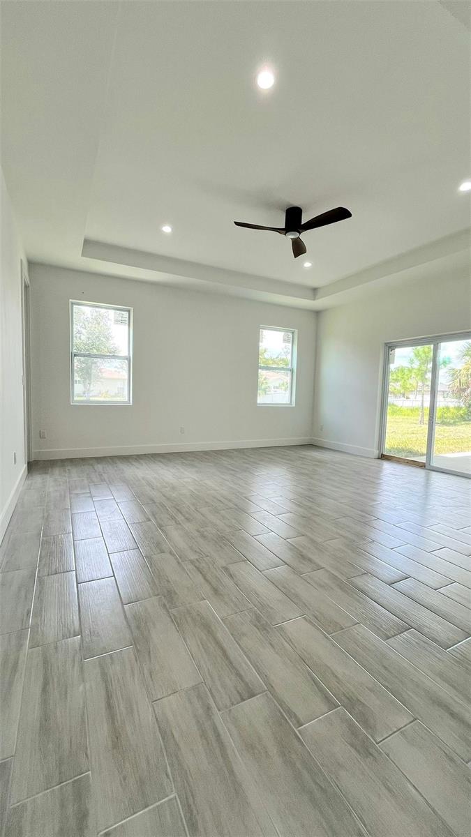 Image 9 of 35 For 4661 Fairlane Drive
