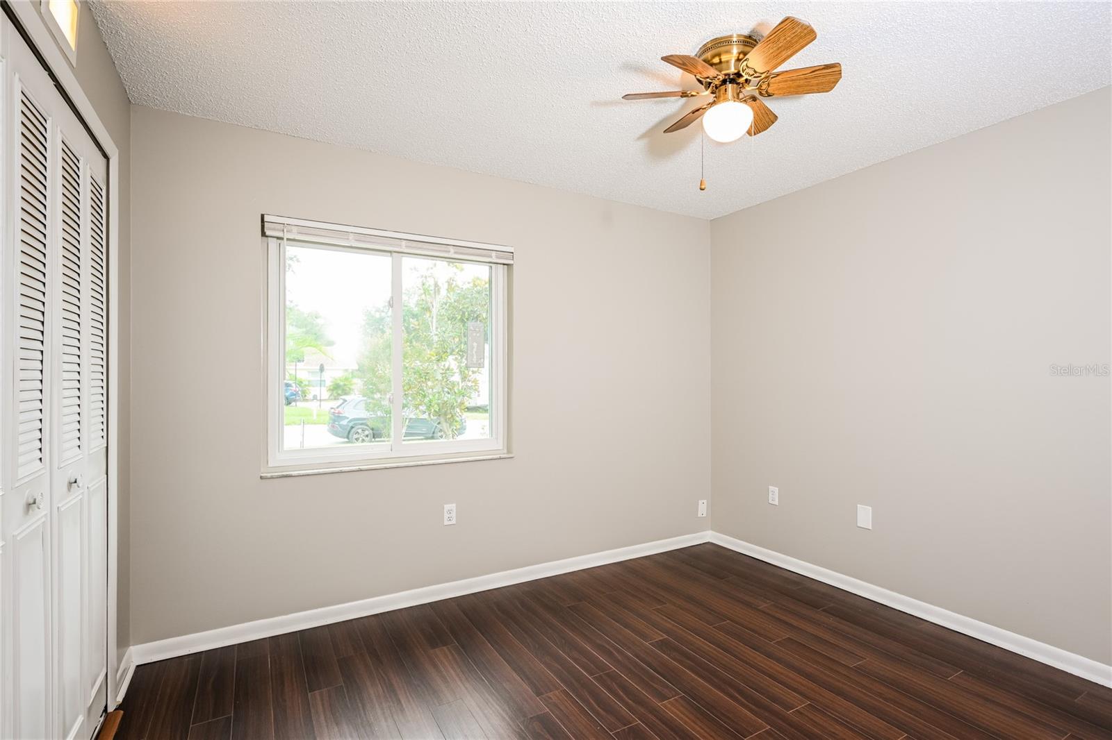 Image 11 of 16 For 809 Largo Court