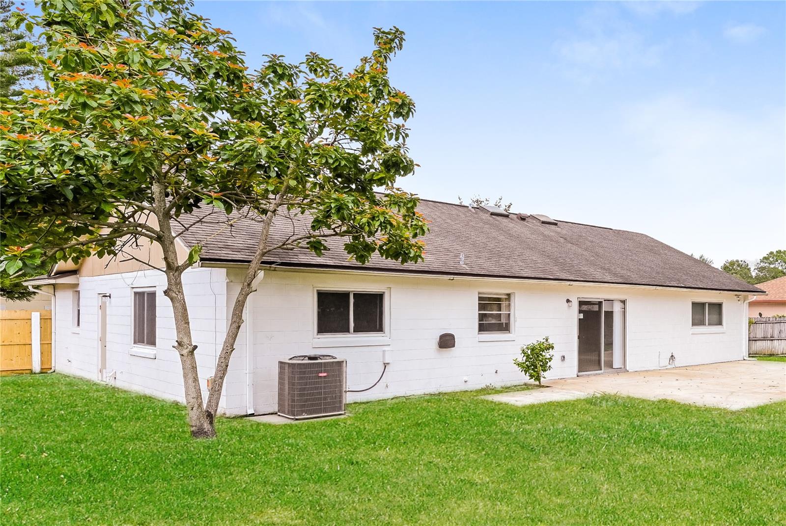 Image 15 of 16 For 809 Largo Court