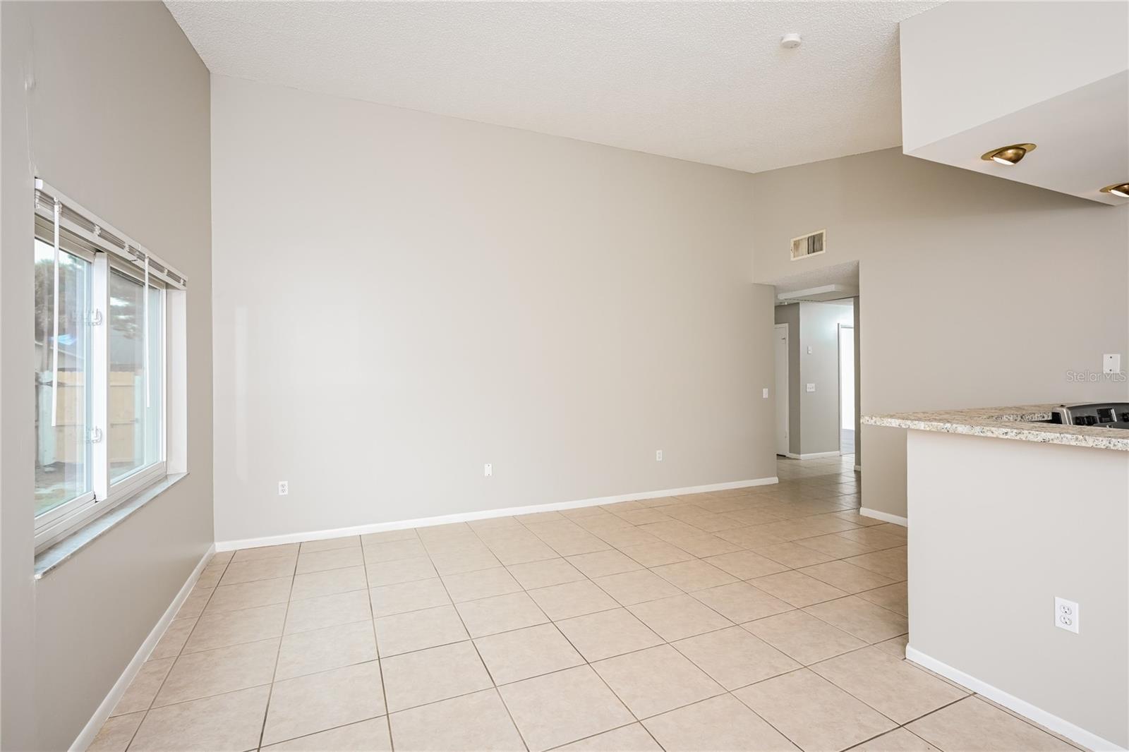 Image 4 of 16 For 809 Largo Court