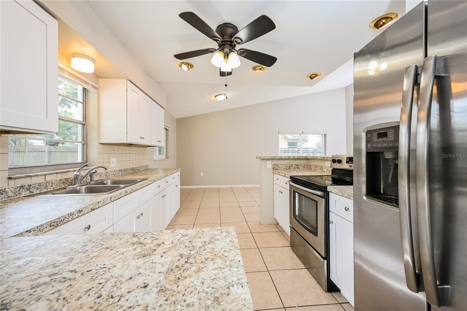 Image 5 of 16 For 809 Largo Court