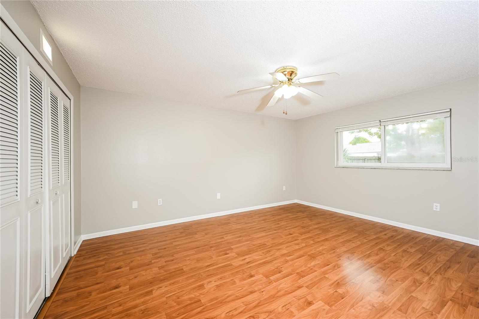 Image 9 of 16 For 809 Largo Court