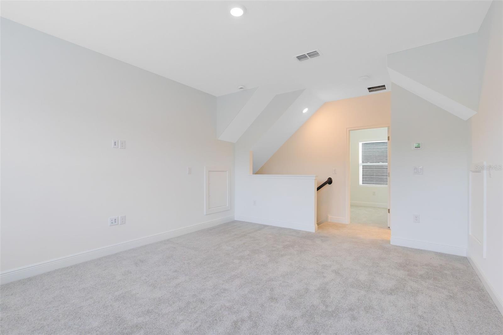 Image 14 of 24 For 2962 Scout Street