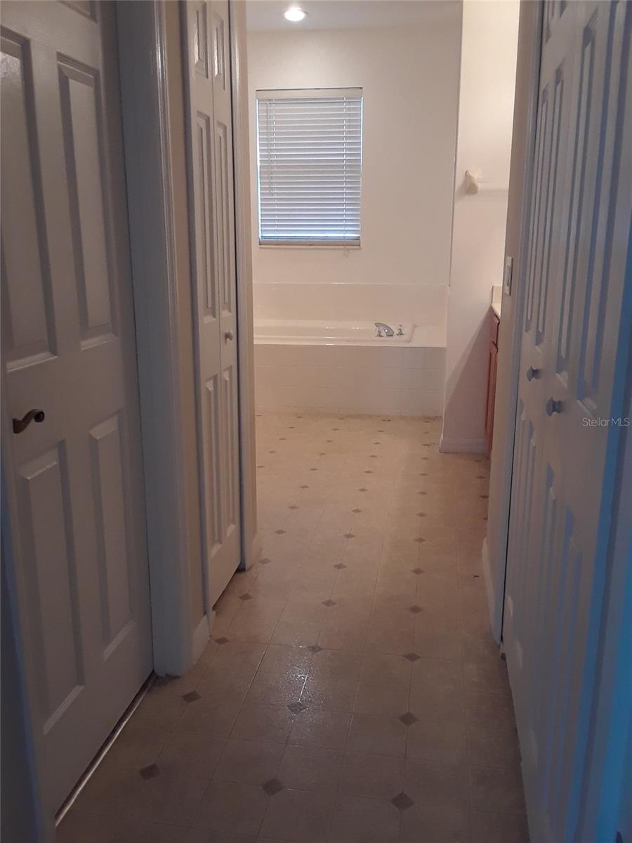 Image 16 of 28 For 225 Largovista Drive