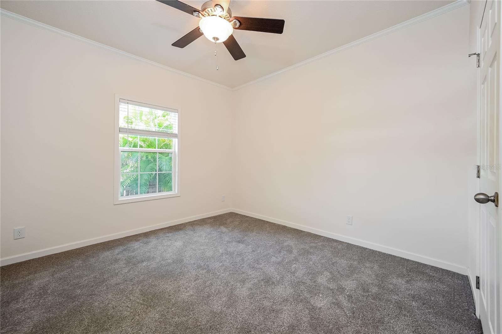 Image 11 of 16 For 6737 48th Avenue N
