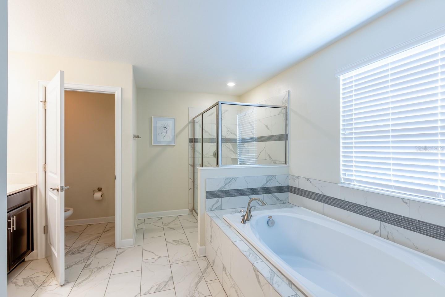 Image 36 of 70 For 2929 Fable Street