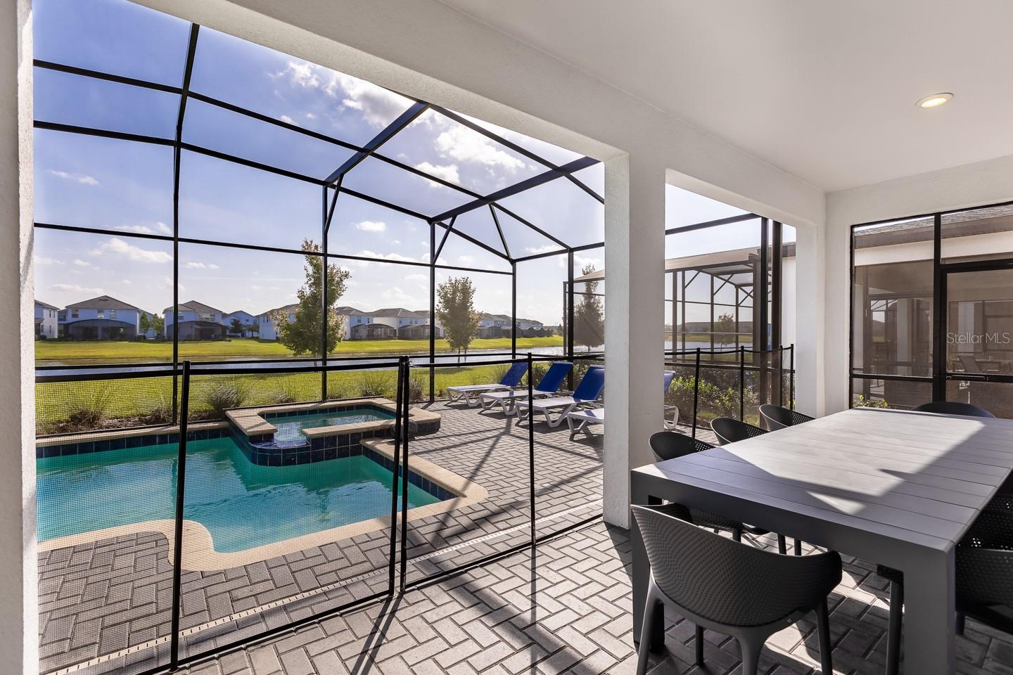 Image 42 of 70 For 2929 Fable Street