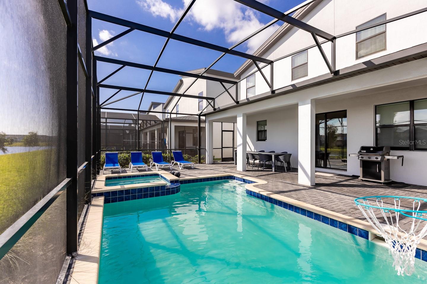 Image 44 of 70 For 2929 Fable Street