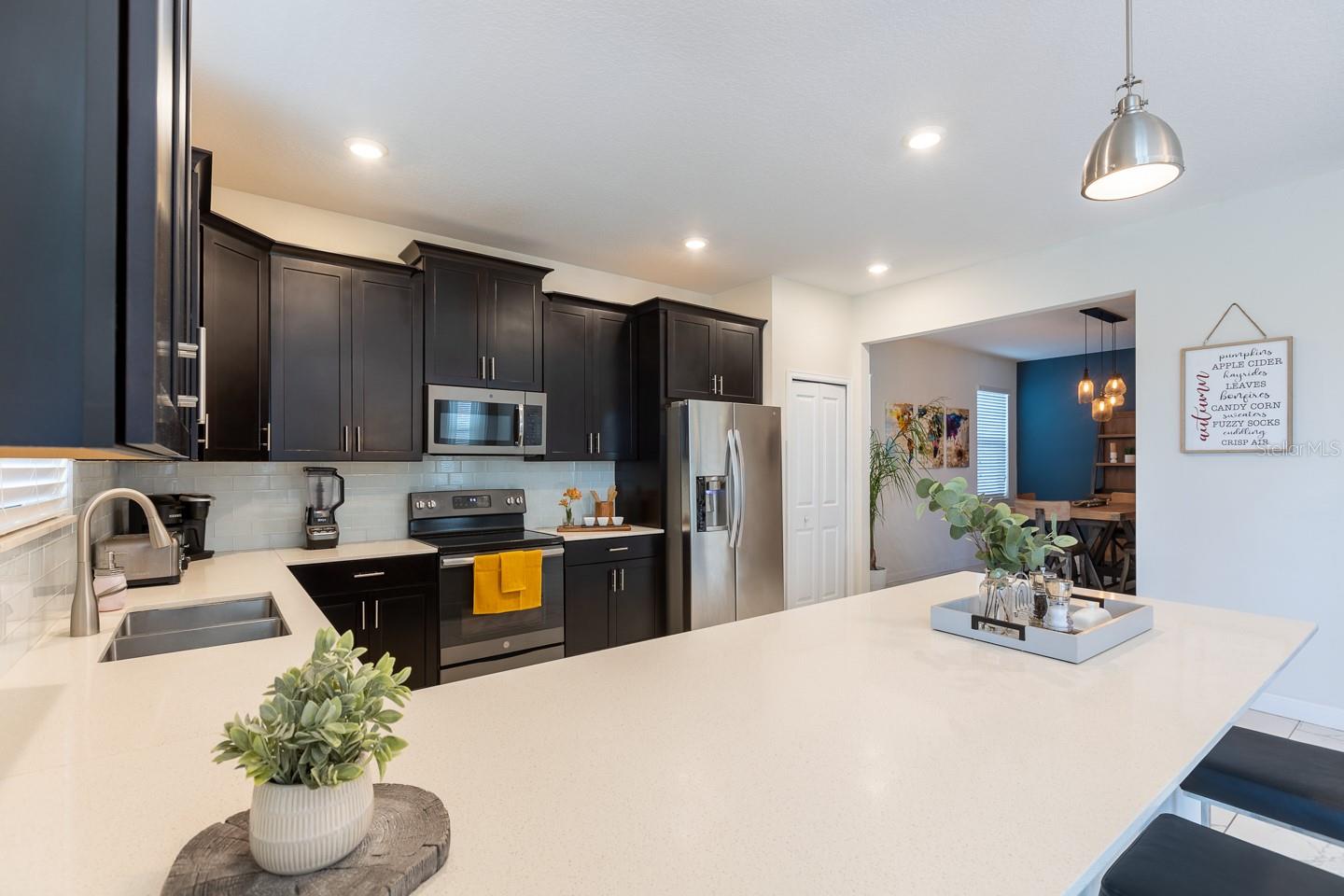 Image 51 of 70 For 2929 Fable Street