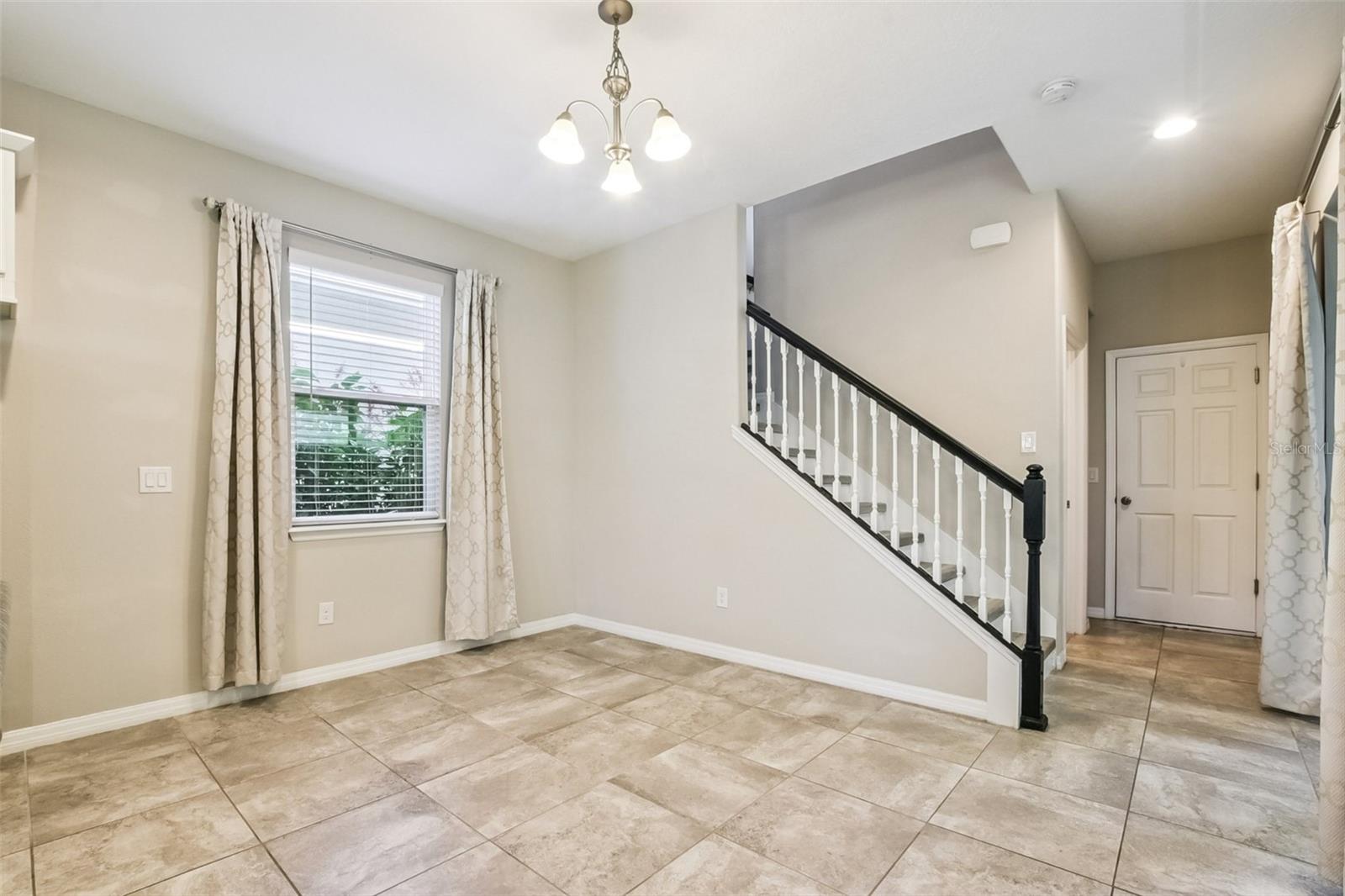 Image 8 of 32 For 1108 Lincoln Ridge Loop