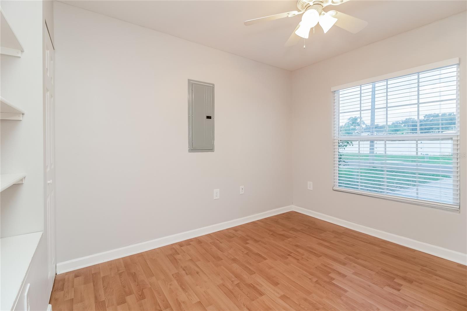 Image 10 of 16 For 1433 Vinetree Drive