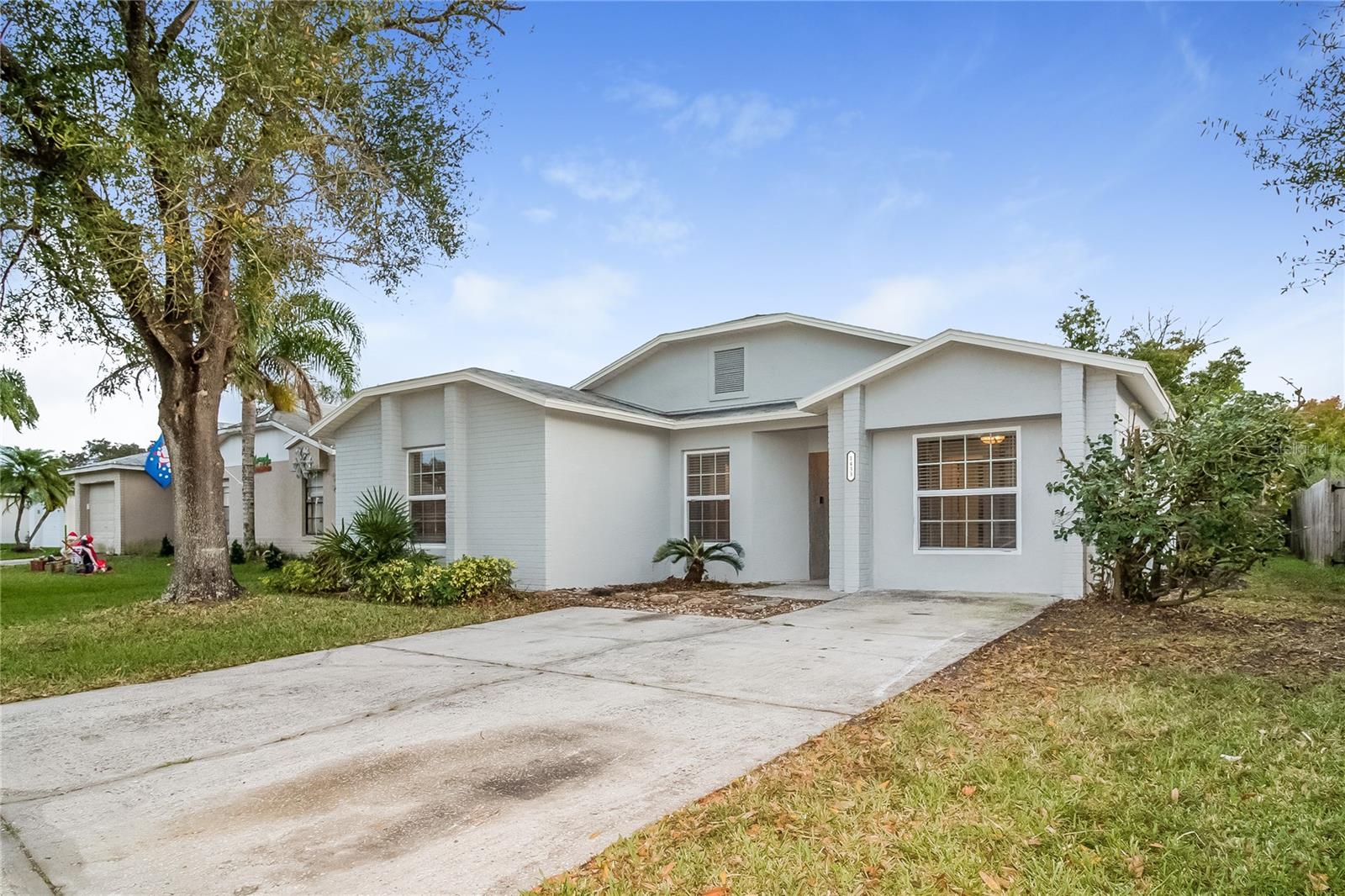 Image 2 of 16 For 1433 Vinetree Drive