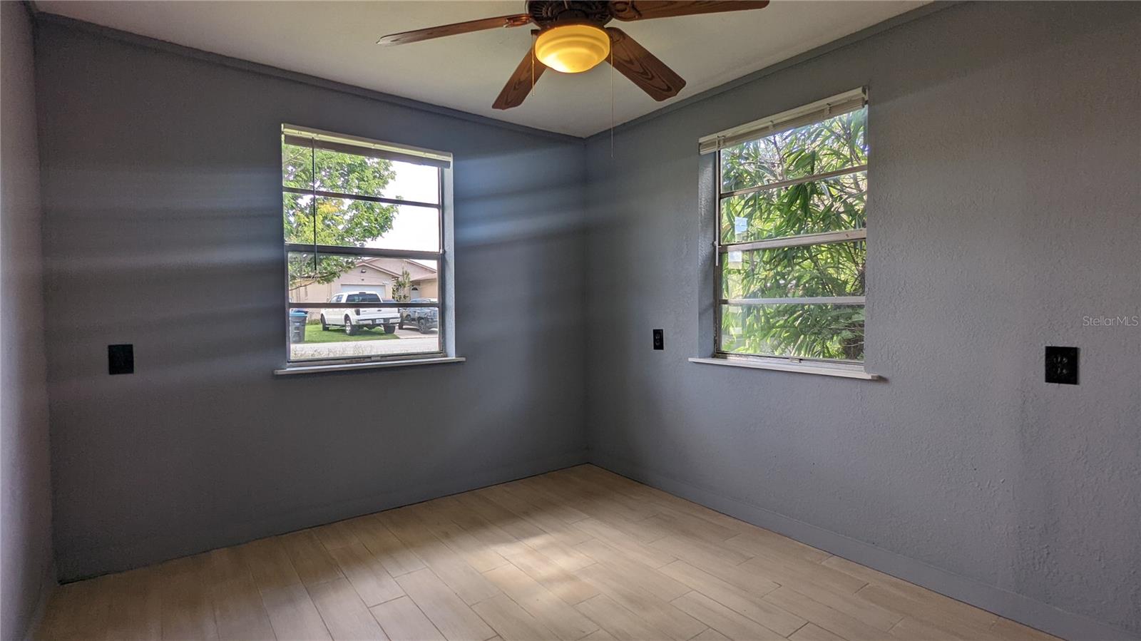 Image 7 of 9 For 2910 Hambleton Avenue