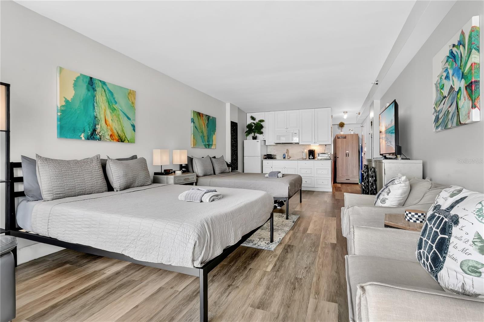 Image 3 of 19 For 1909 Atlantic Avenue 802