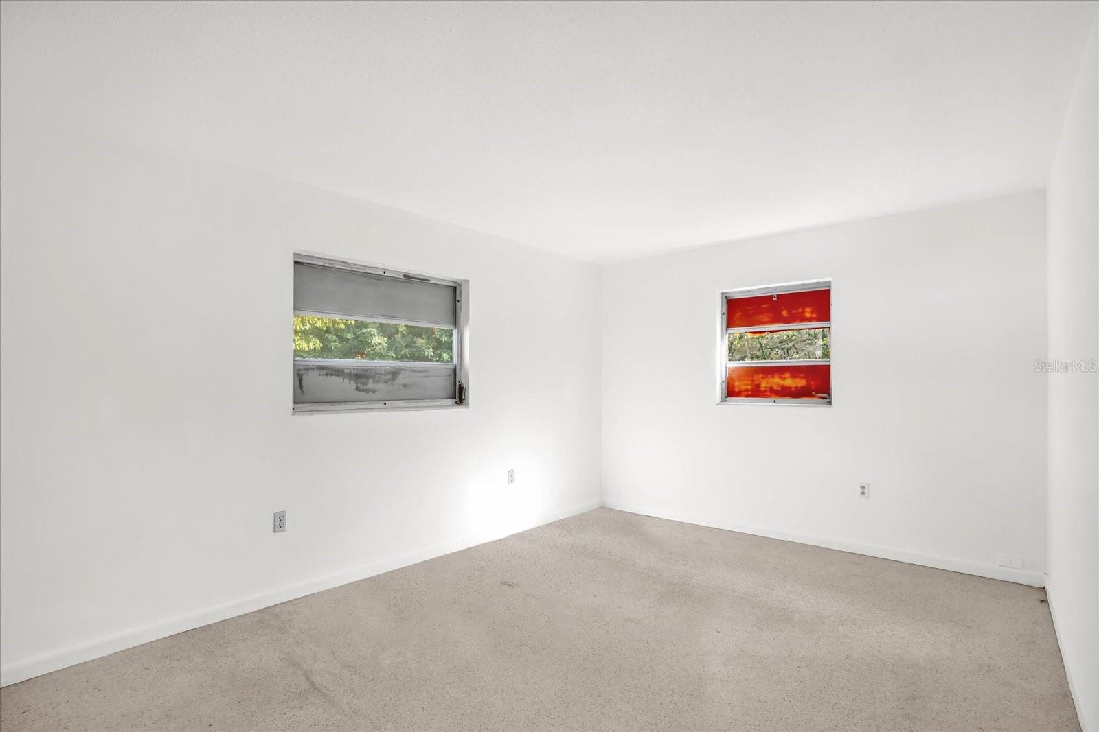 Image 12 of 25 For 120 Roberts Street