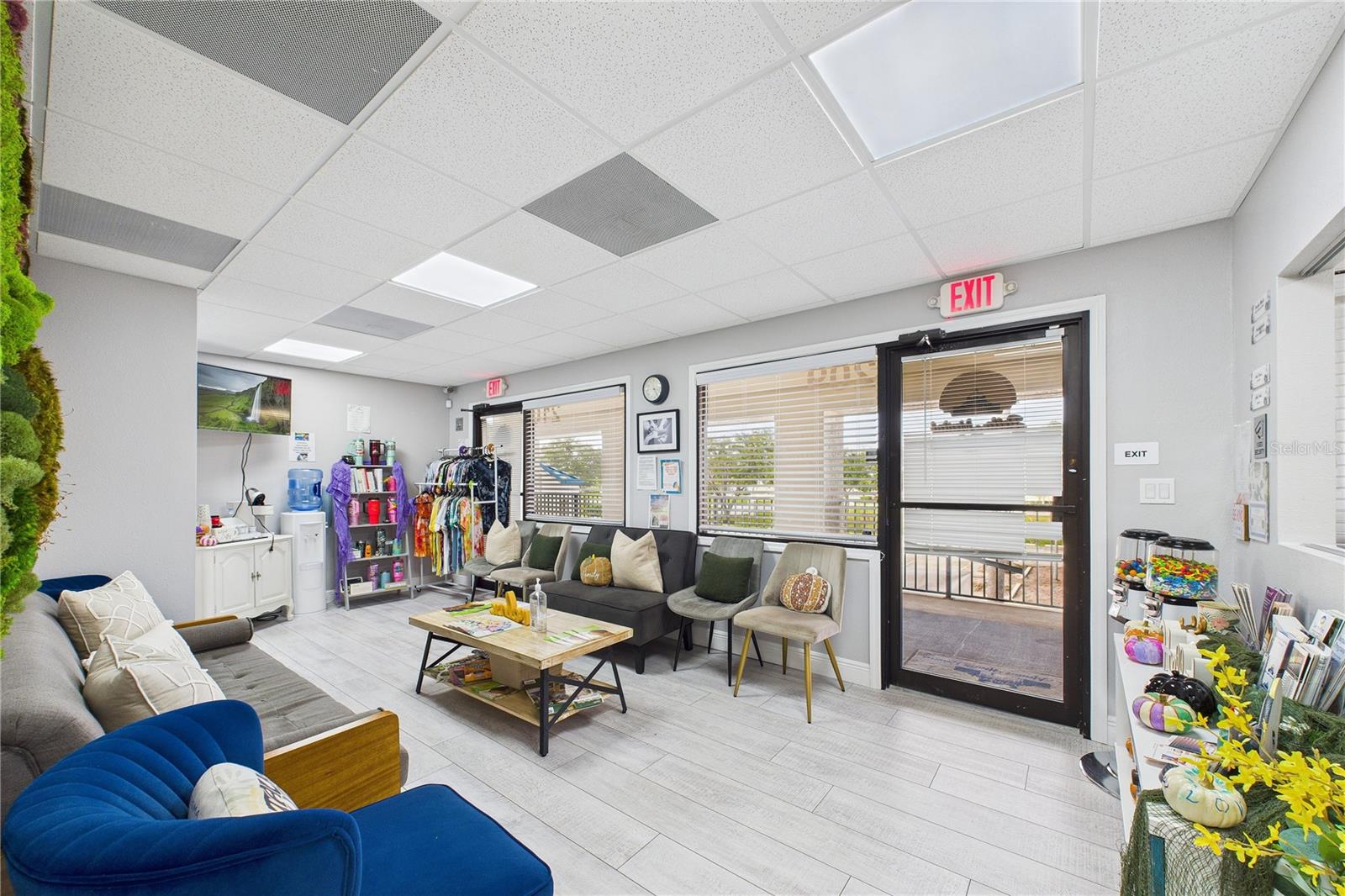 Image 23 of 53 For 2955 Pineda Plaza Way