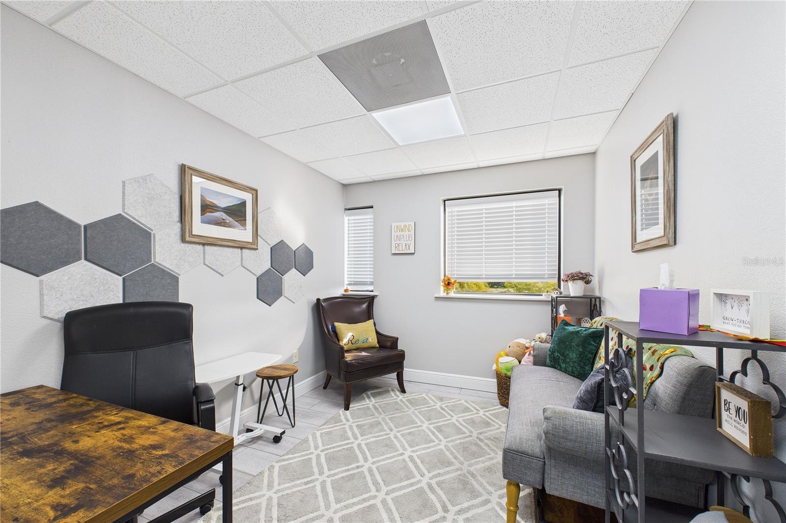 Image 28 of 53 For 2955 Pineda Plaza Way