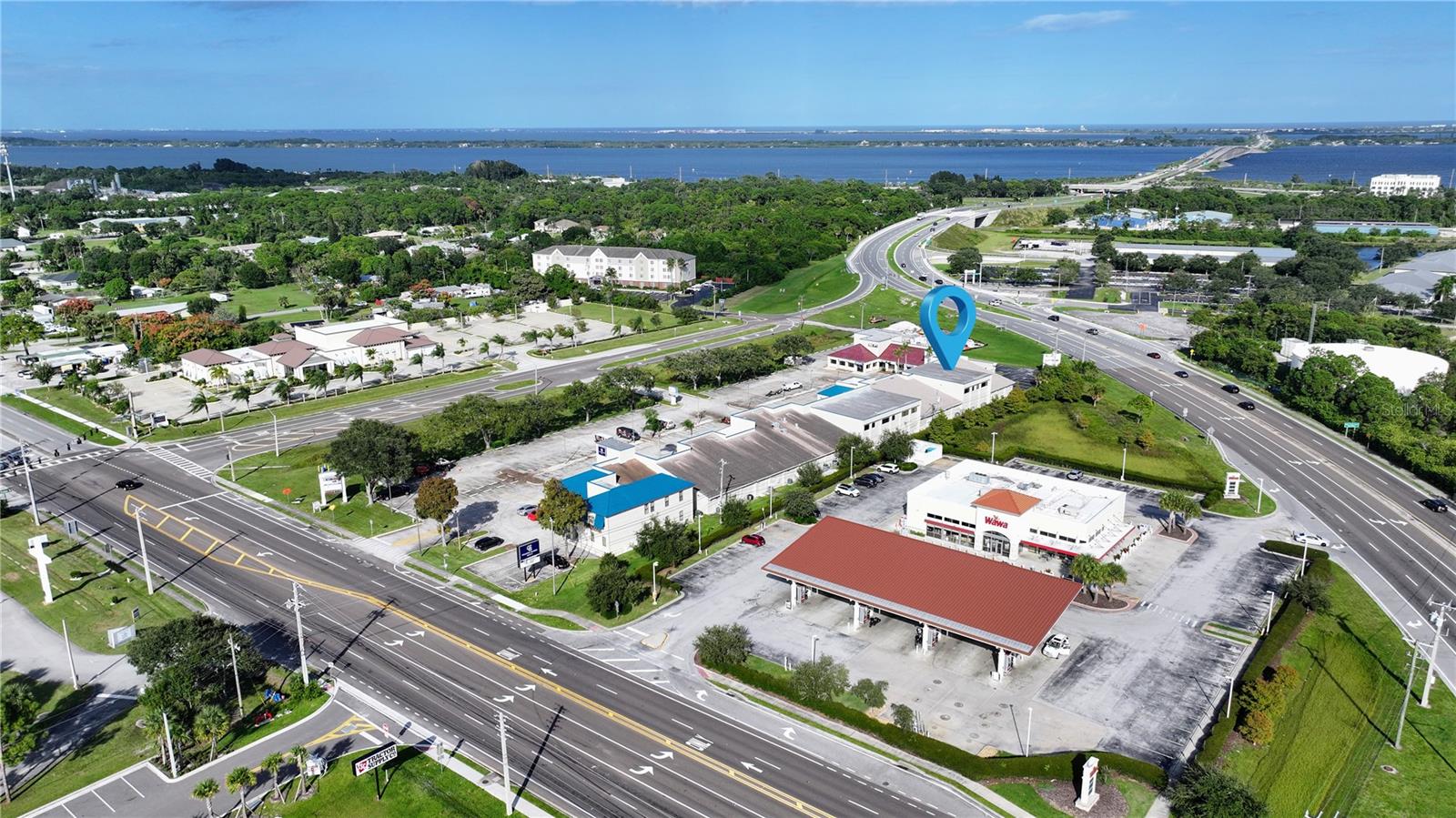 Image 43 of 53 For 2955 Pineda Plaza Way